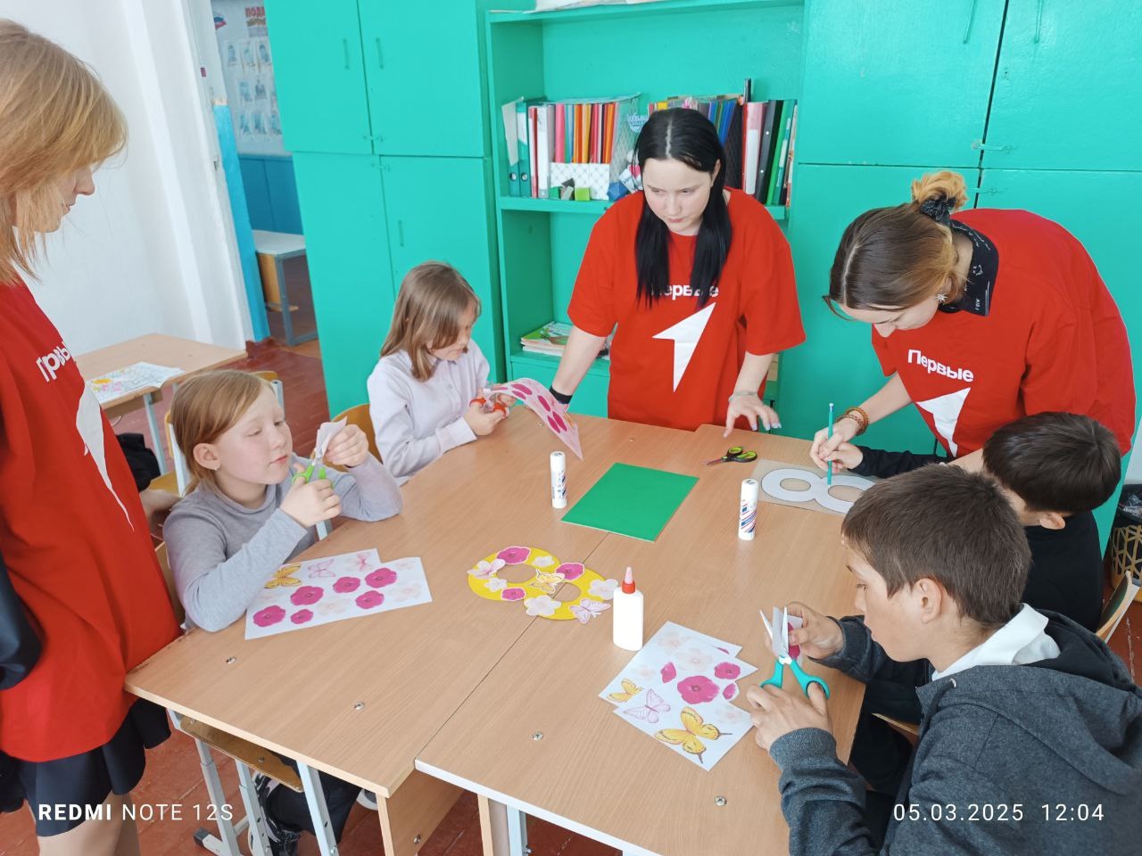 Акция к международному женскому дню.