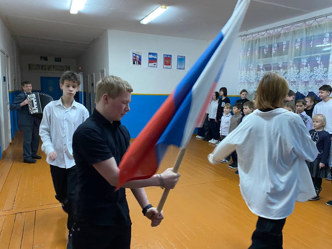 Линейка.