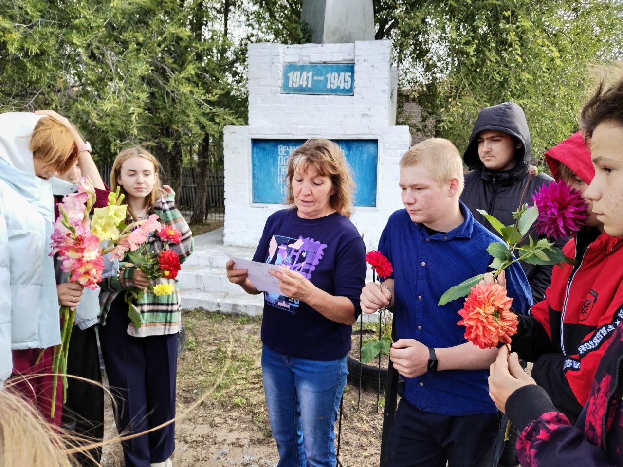 Вандализм. Почему люди уродуют памятники?.